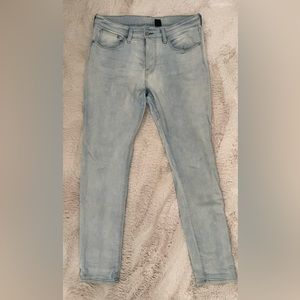 Light wash denim jeans